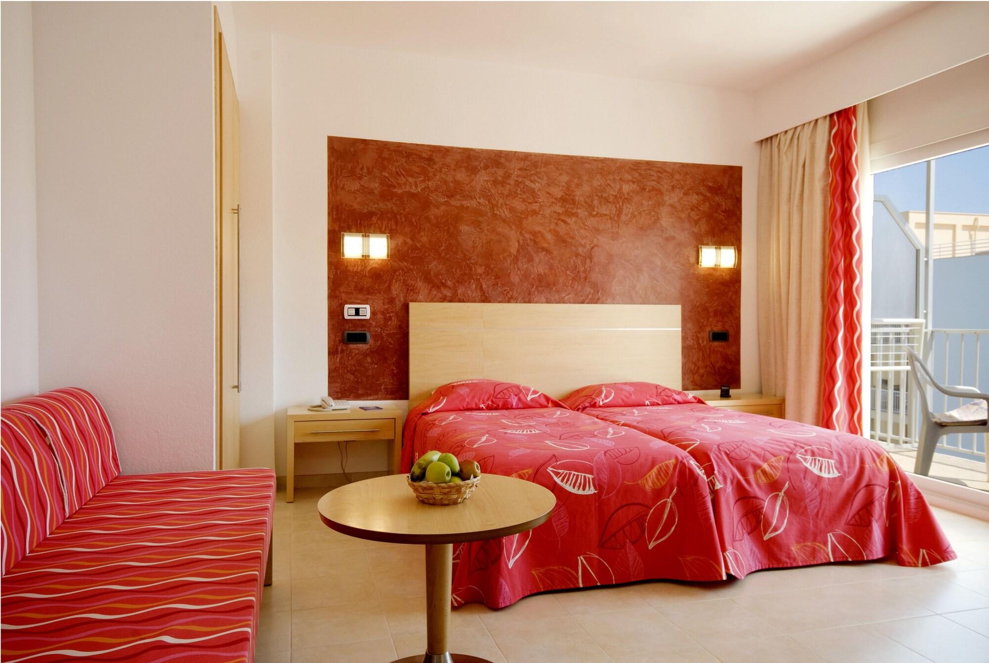 Hotel Capricho Кала Ратхада Екстериор снимка